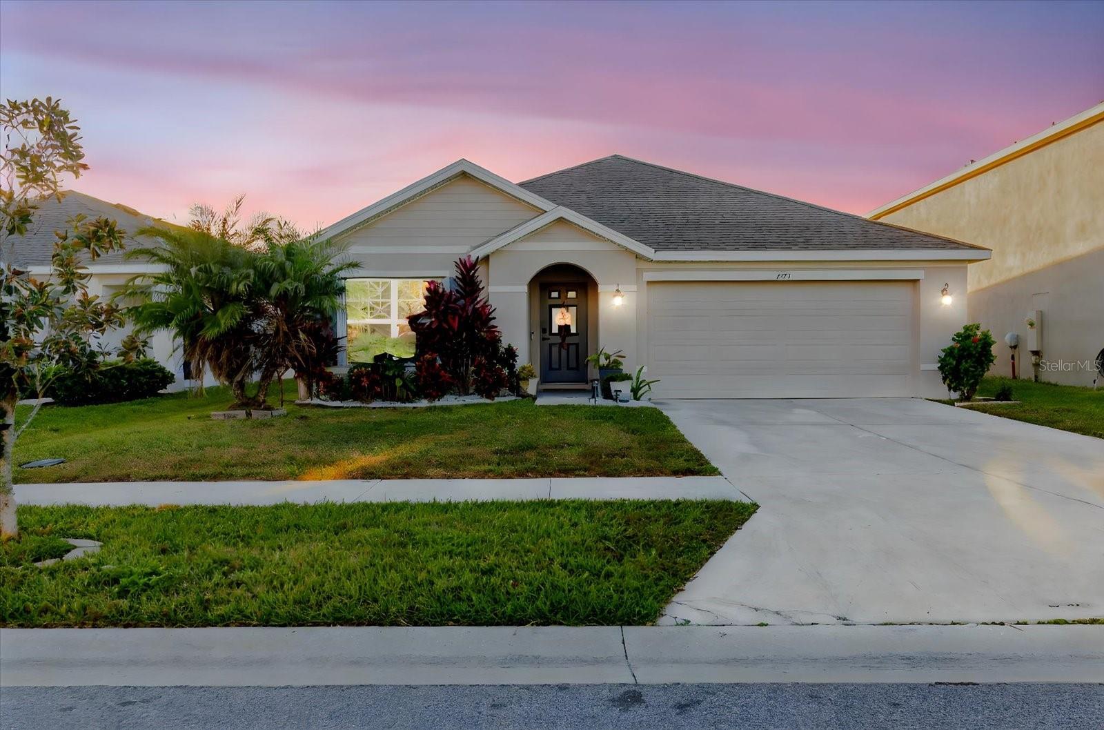 Details for 7771 Davie Ray Drive, ZEPHYRHILLS, FL 33540