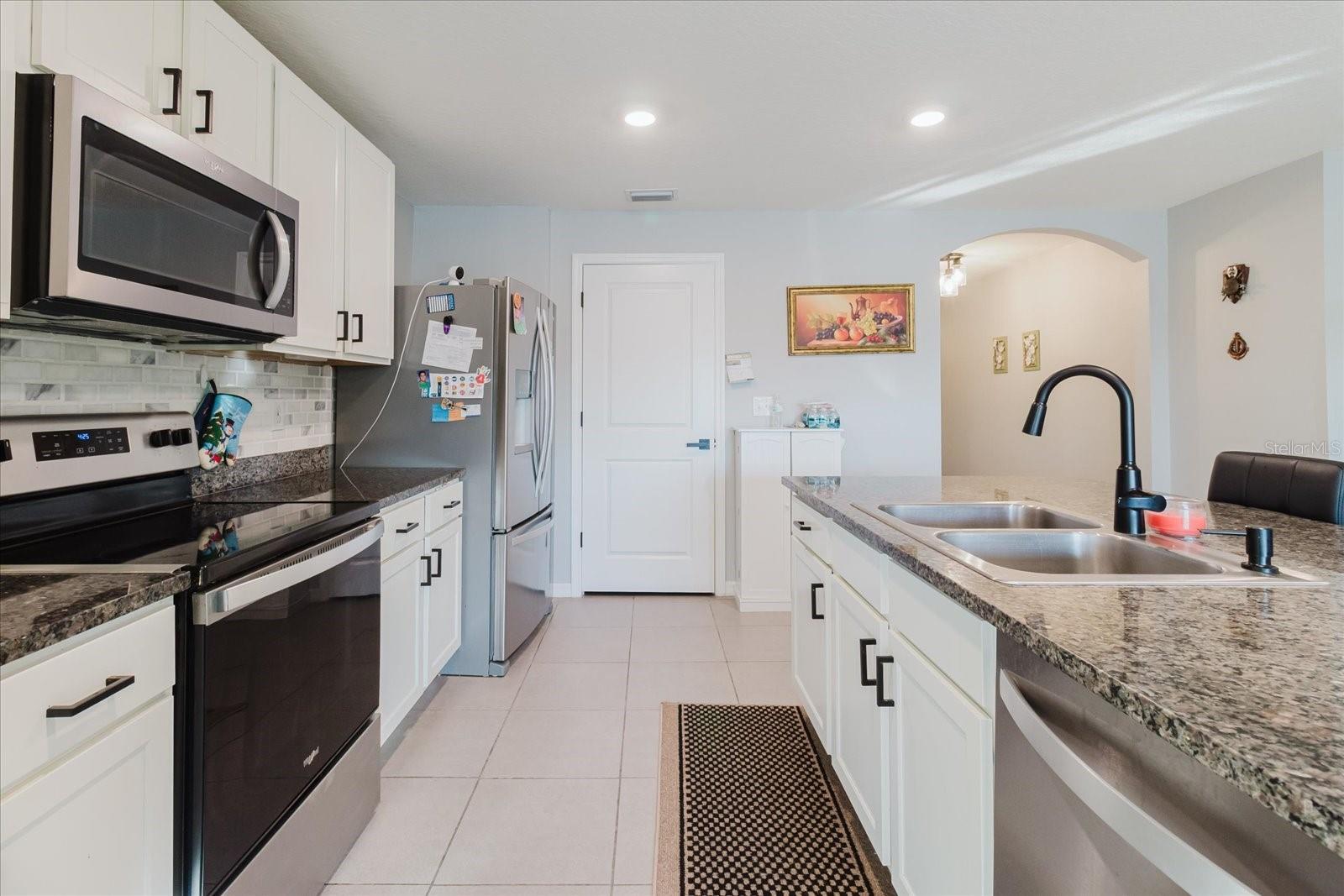 Image 13 of 28 For 7771 Davie Ray Drive