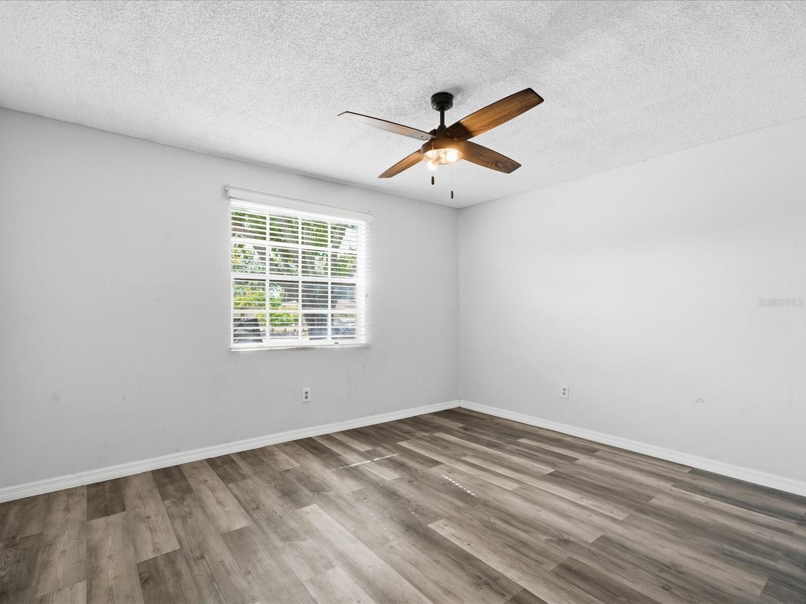 Image 18 of 24 For 5689 67th Avenue N 5689