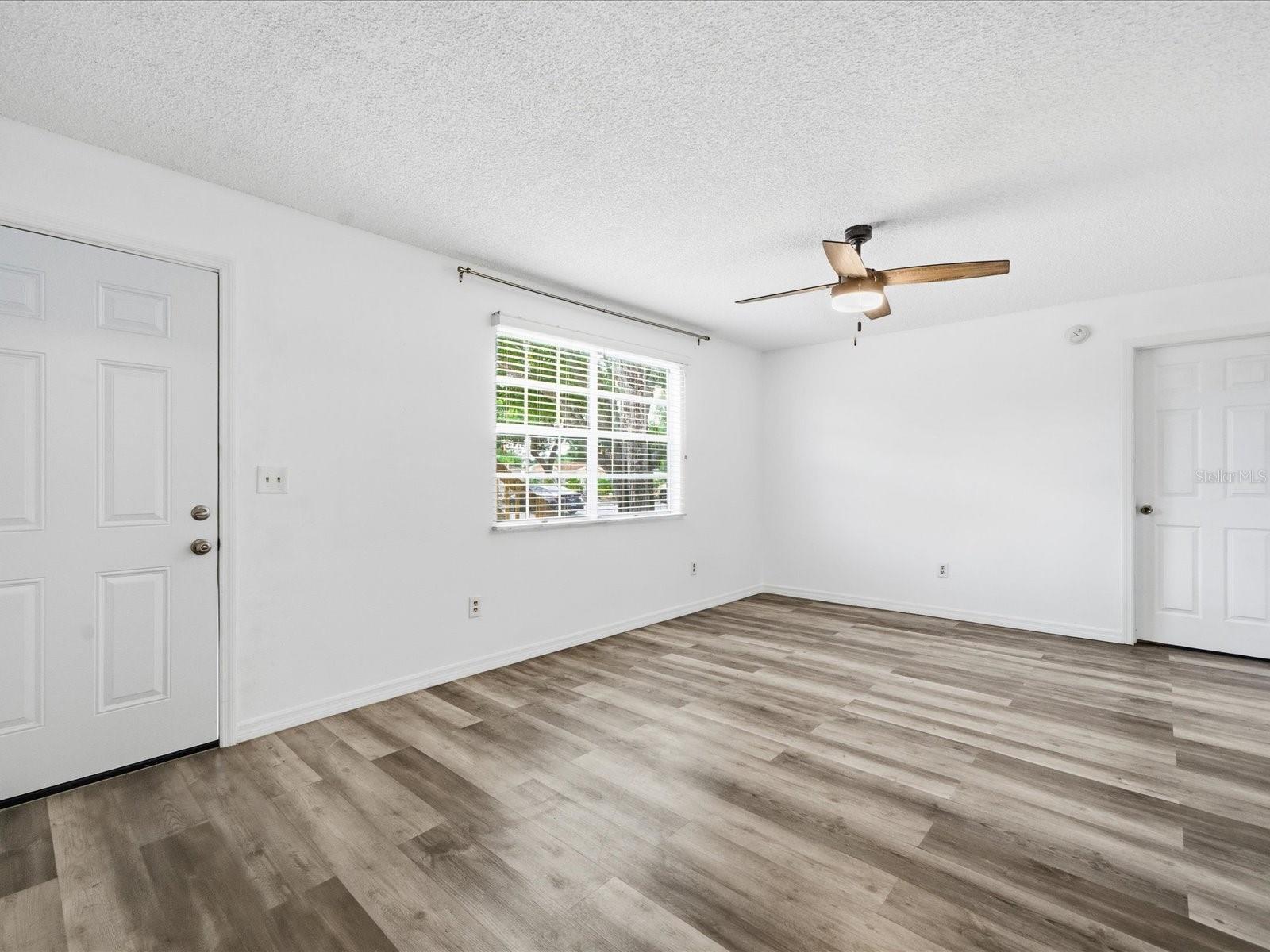 Image 8 of 24 For 5689 67th Avenue N 5689