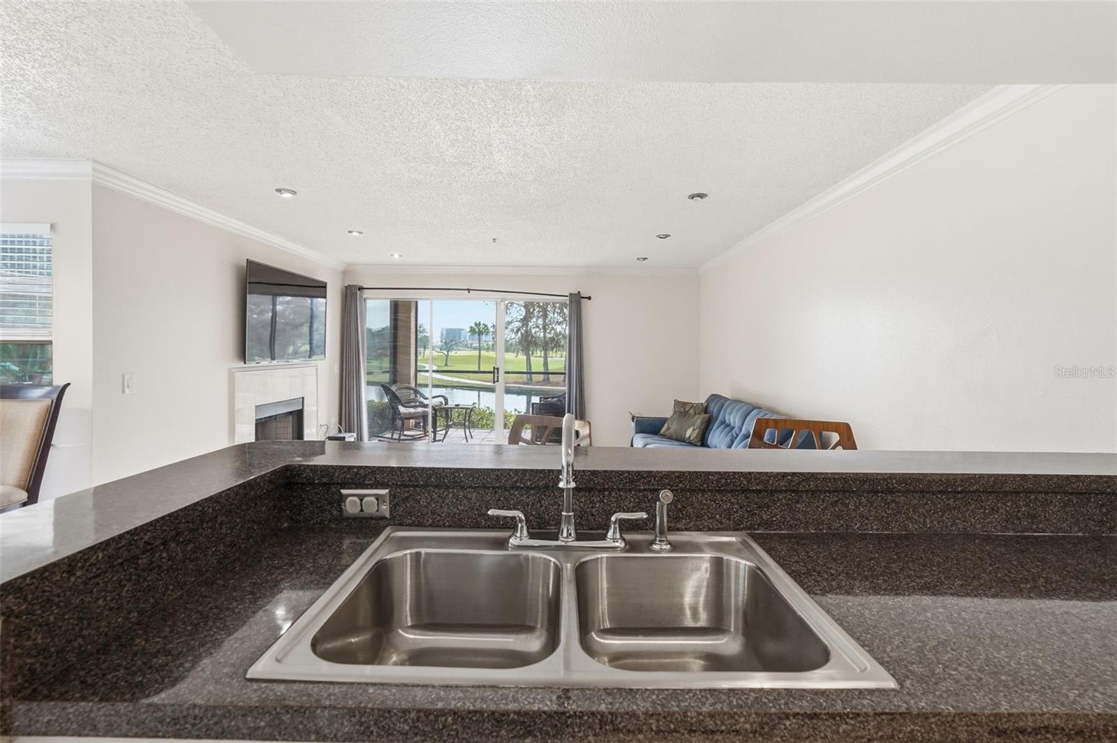 Image 10 of 31 For 2400 Feather Sound Drive 511