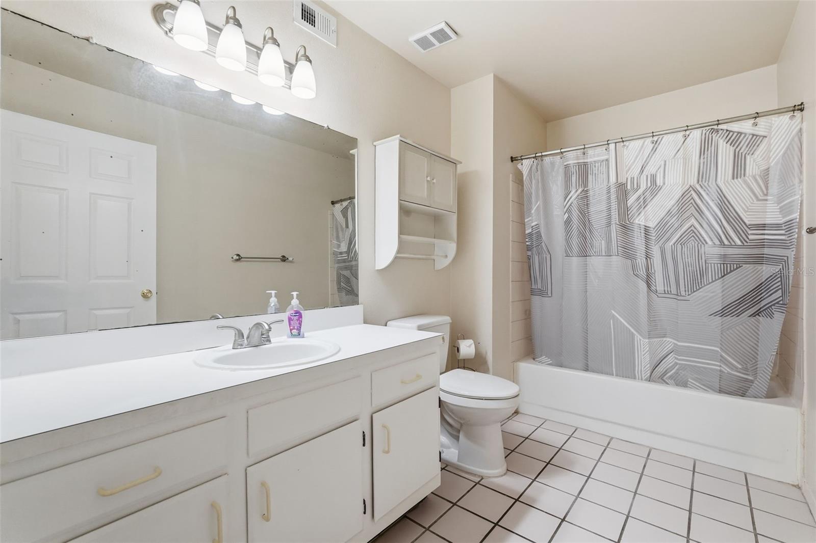 Image 16 of 31 For 2400 Feather Sound Drive 511