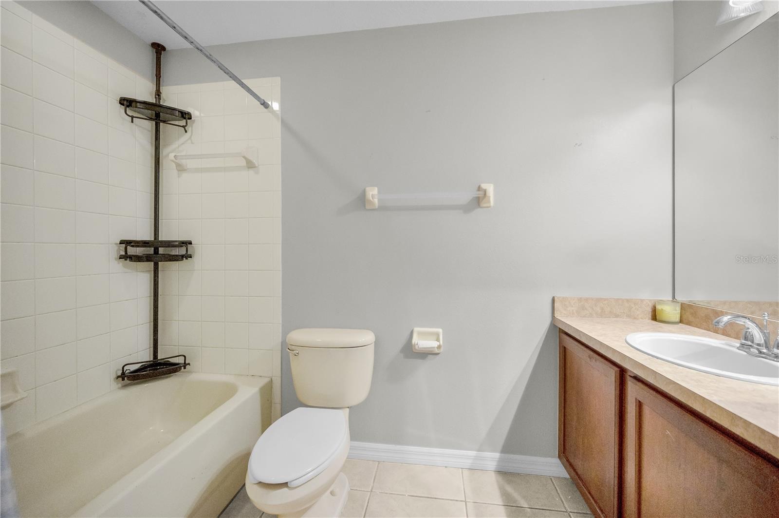 Image 25 of 39 For 1474 Hillview Lane