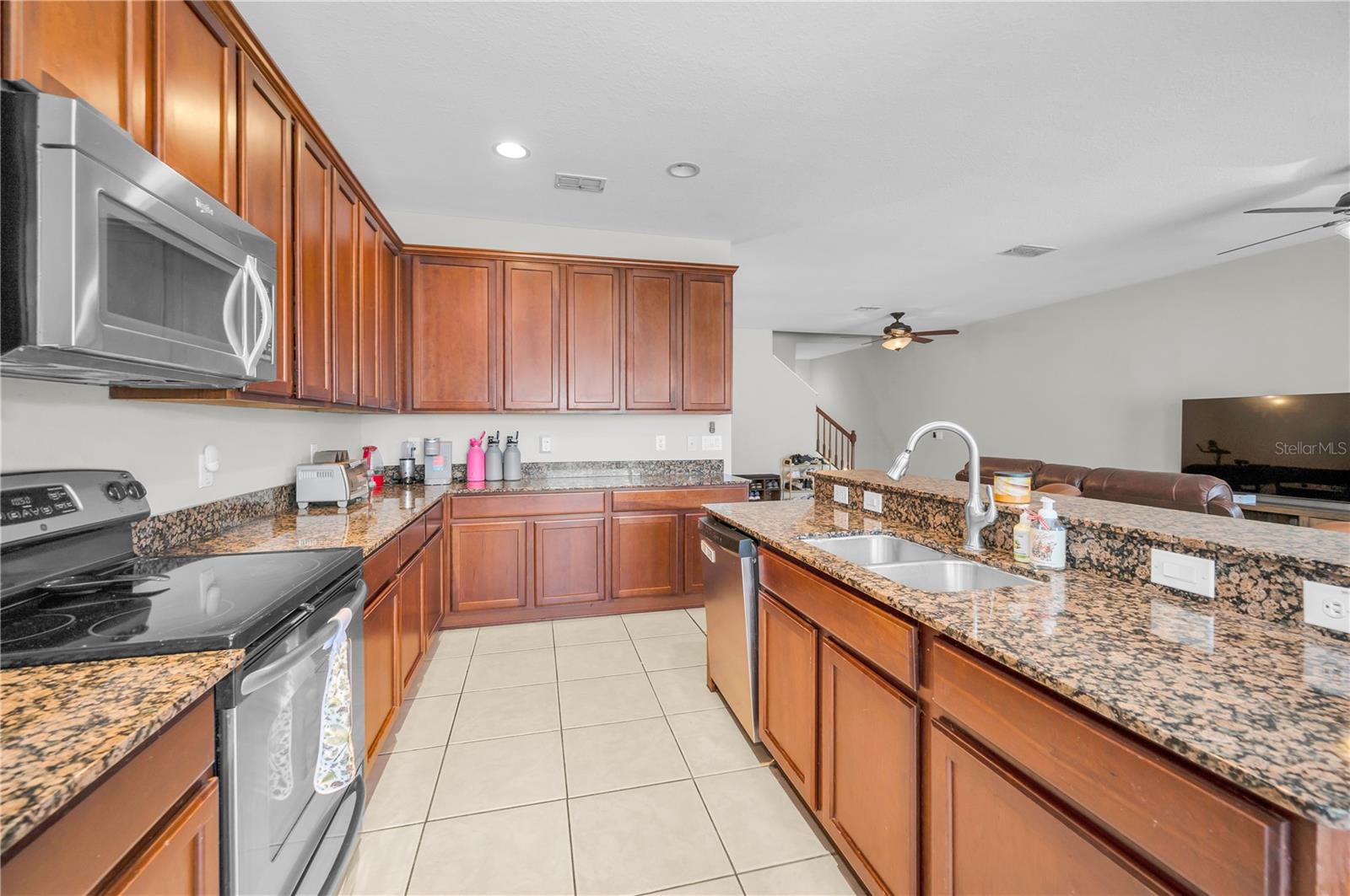 Image 8 of 39 For 1474 Hillview Lane