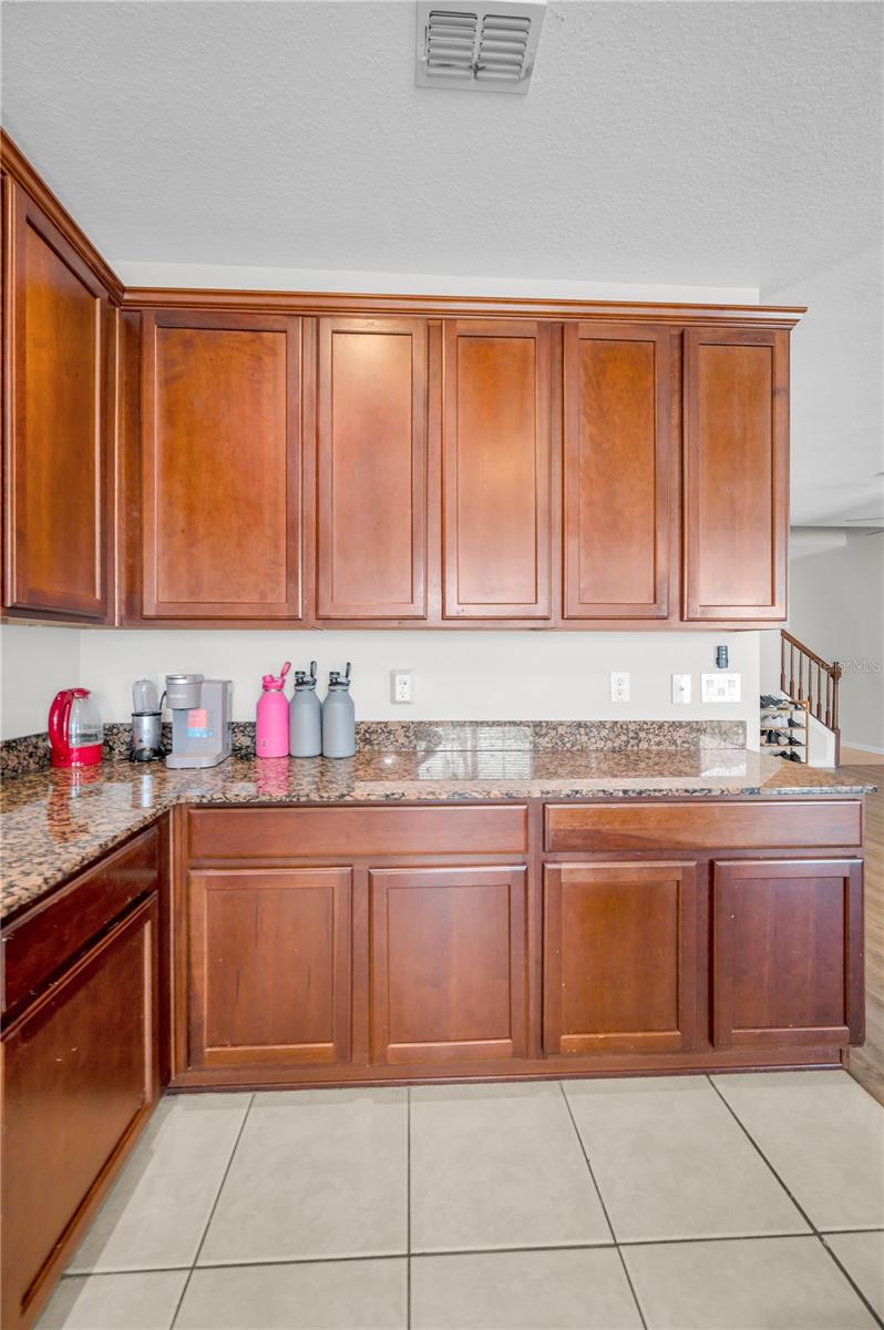 Image 9 of 39 For 1474 Hillview Lane