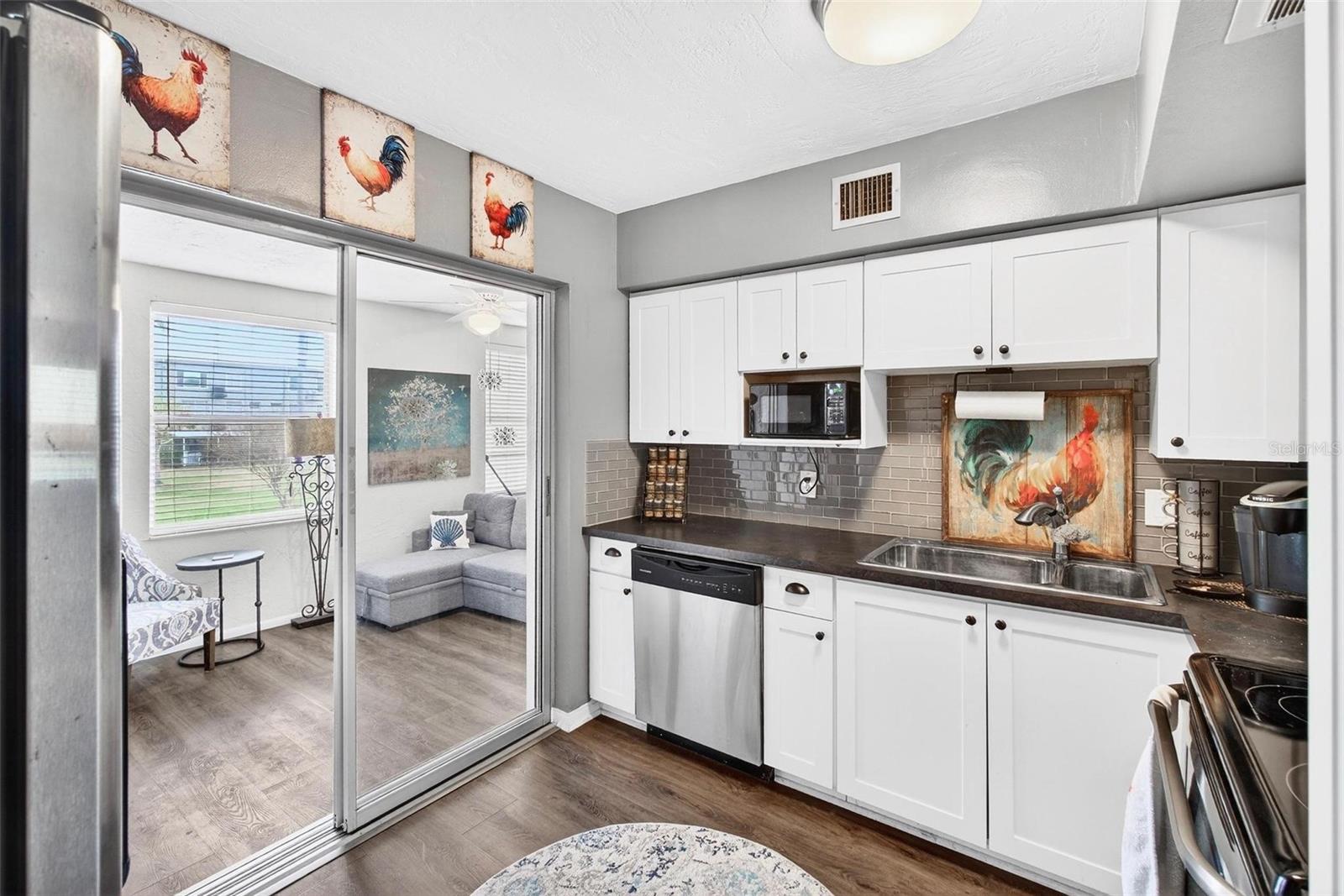 Image 7 of 18 For 2452 Brazilia Drive 34