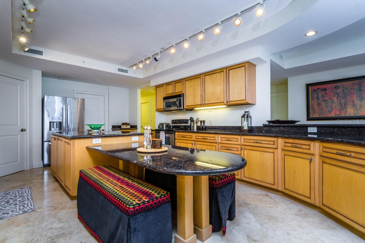 Image 19 of 63 For 1350 Gulf Boulevard 901