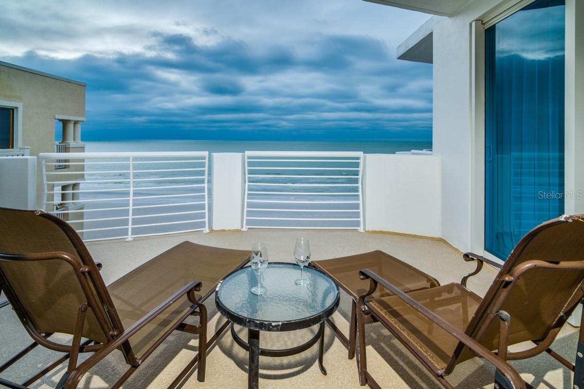 Image 4 of 63 For 1350 Gulf Boulevard 901