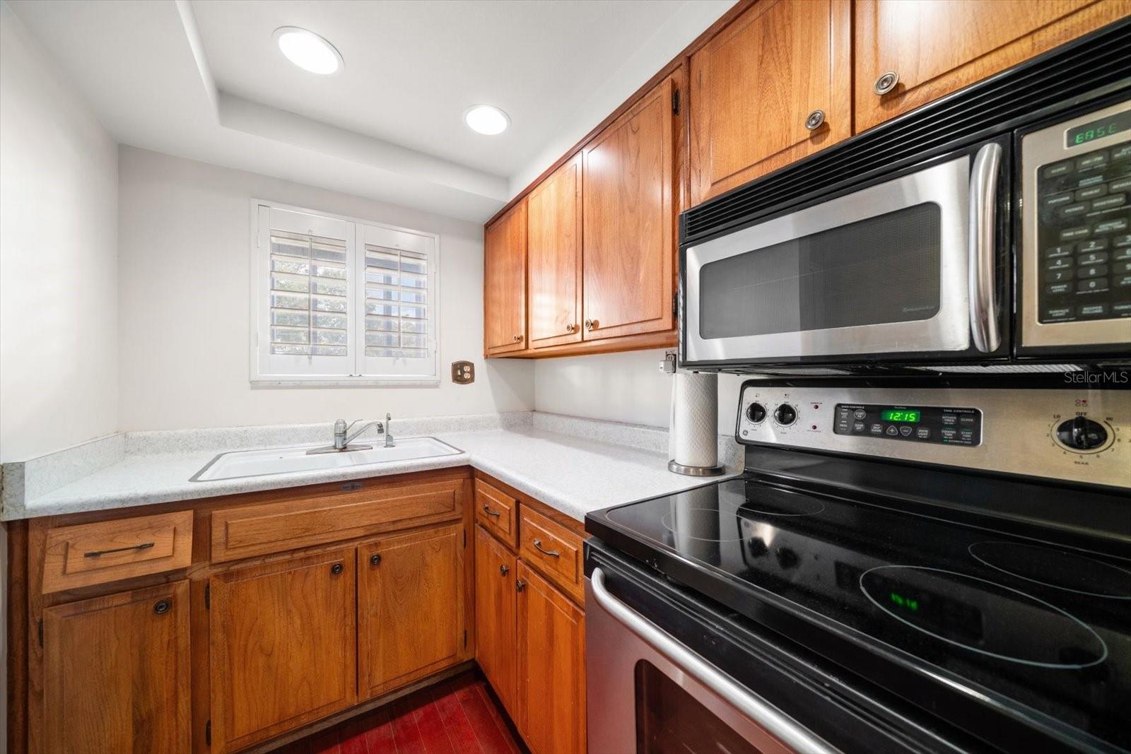 Image 10 of 37 For 1243 Martin Luther King Jr Avenue A202