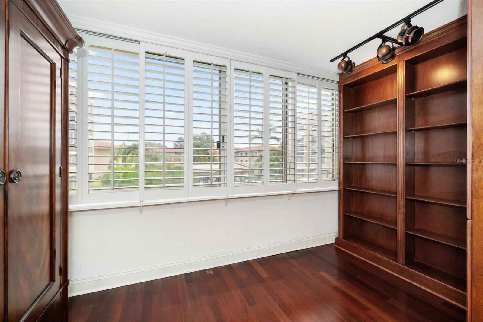 Image 21 of 37 For 1243 Martin Luther King Jr Avenue A202