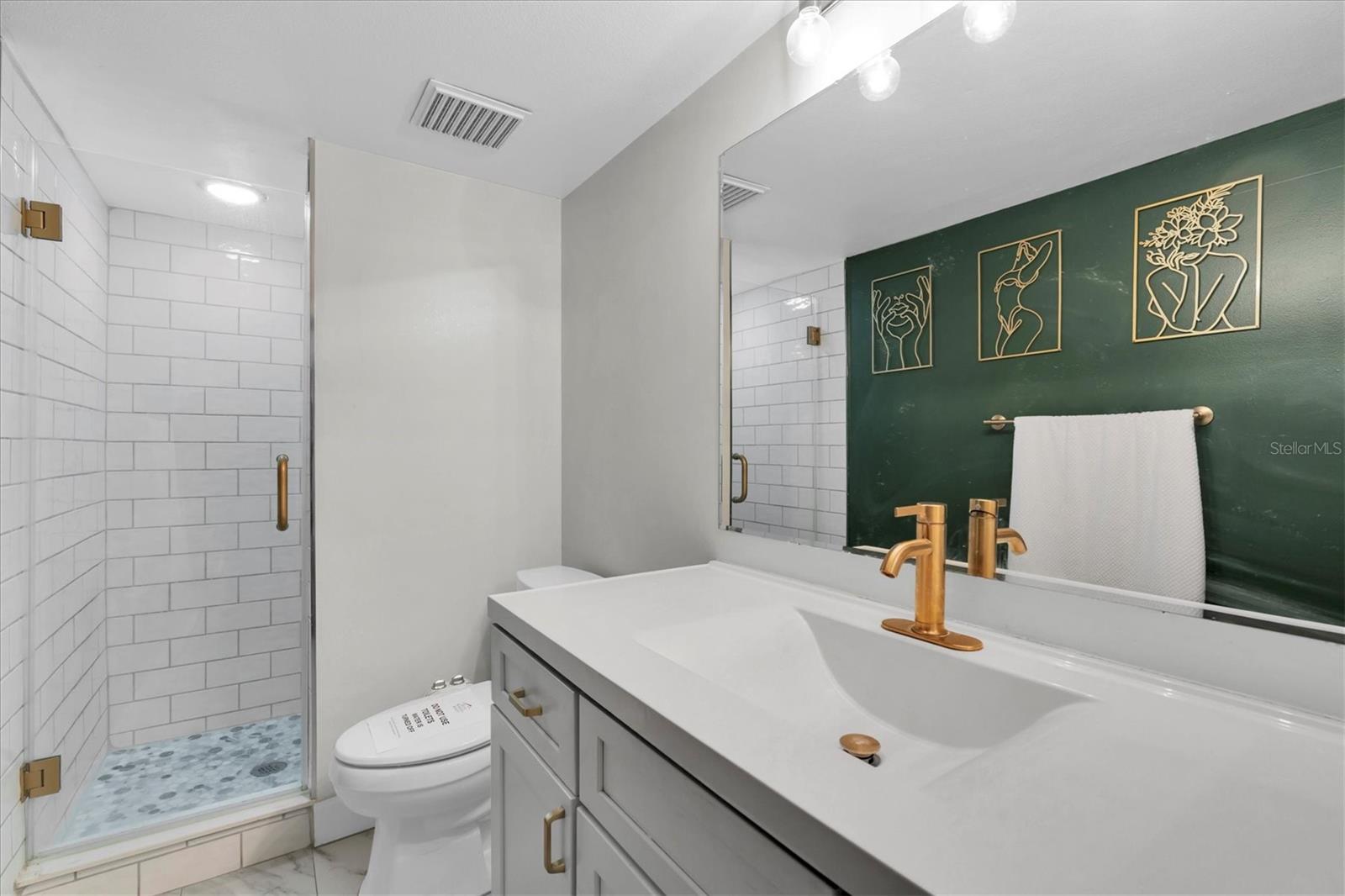 Image 16 of 27 For 129 Cypress Court 129