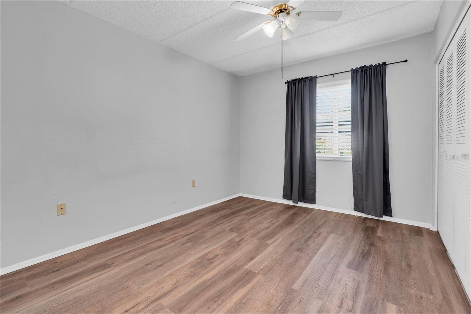 Image 17 of 27 For 129 Cypress Court 129