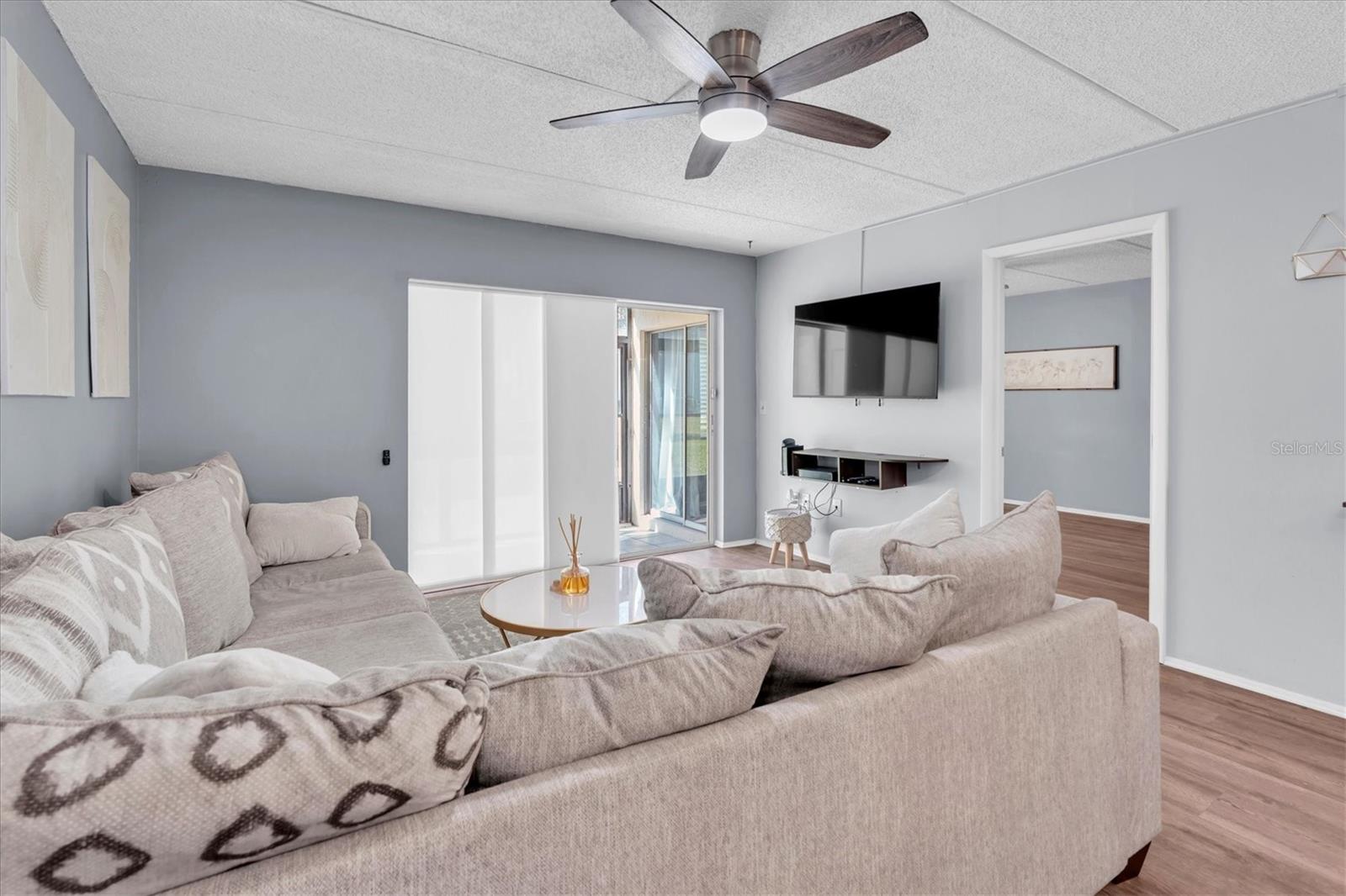 Image 5 of 27 For 129 Cypress Court 129