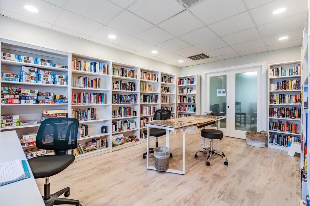 Image 25 of 31 For 2700 Bayshore Boulevard 4104