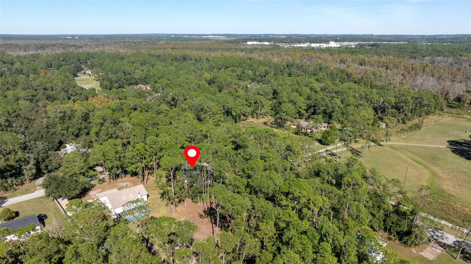 Image 34 of 44 For 27944 Green Willow Run