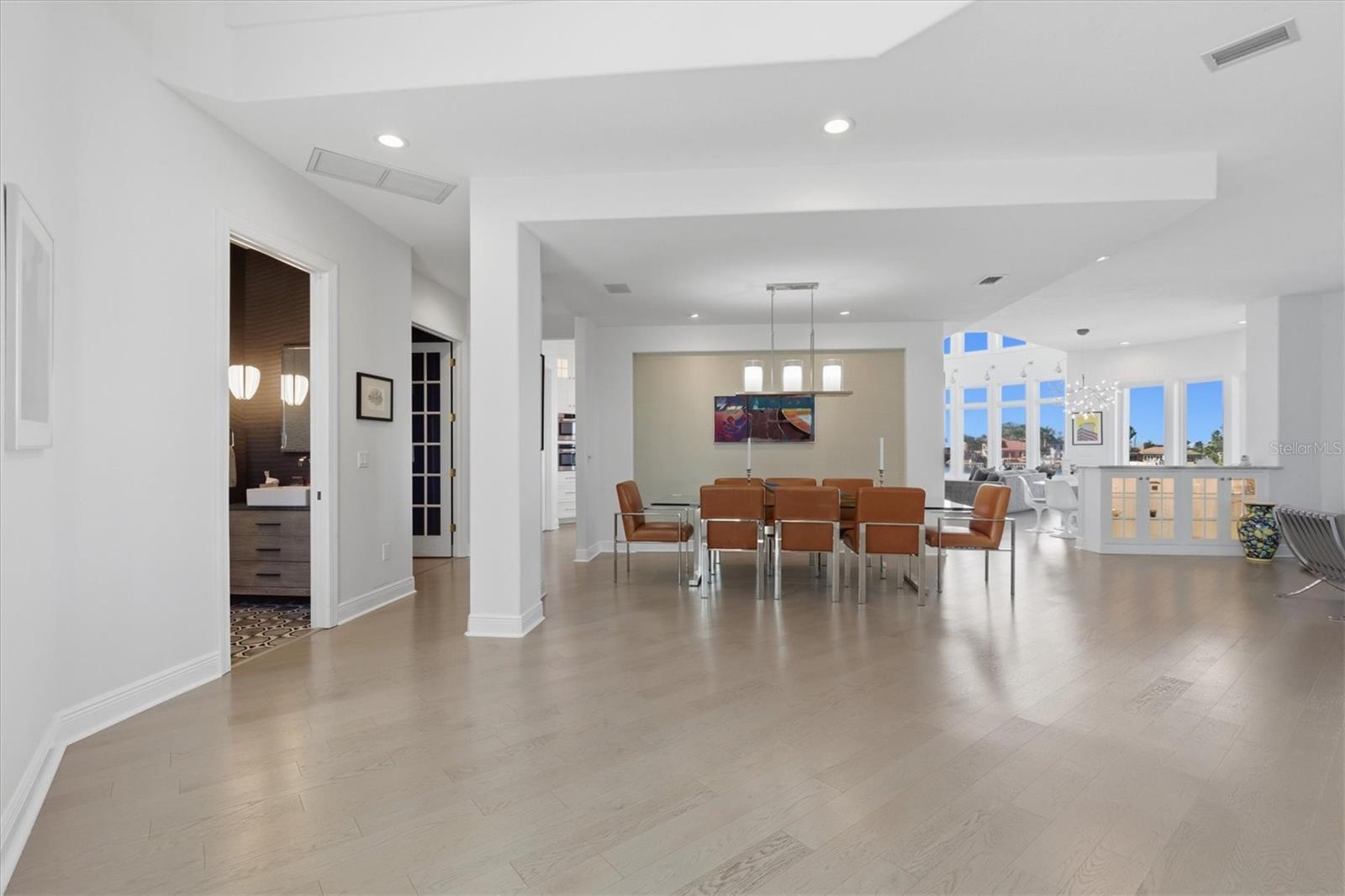 Image 11 of 99 For 402 Buttonwood Lane