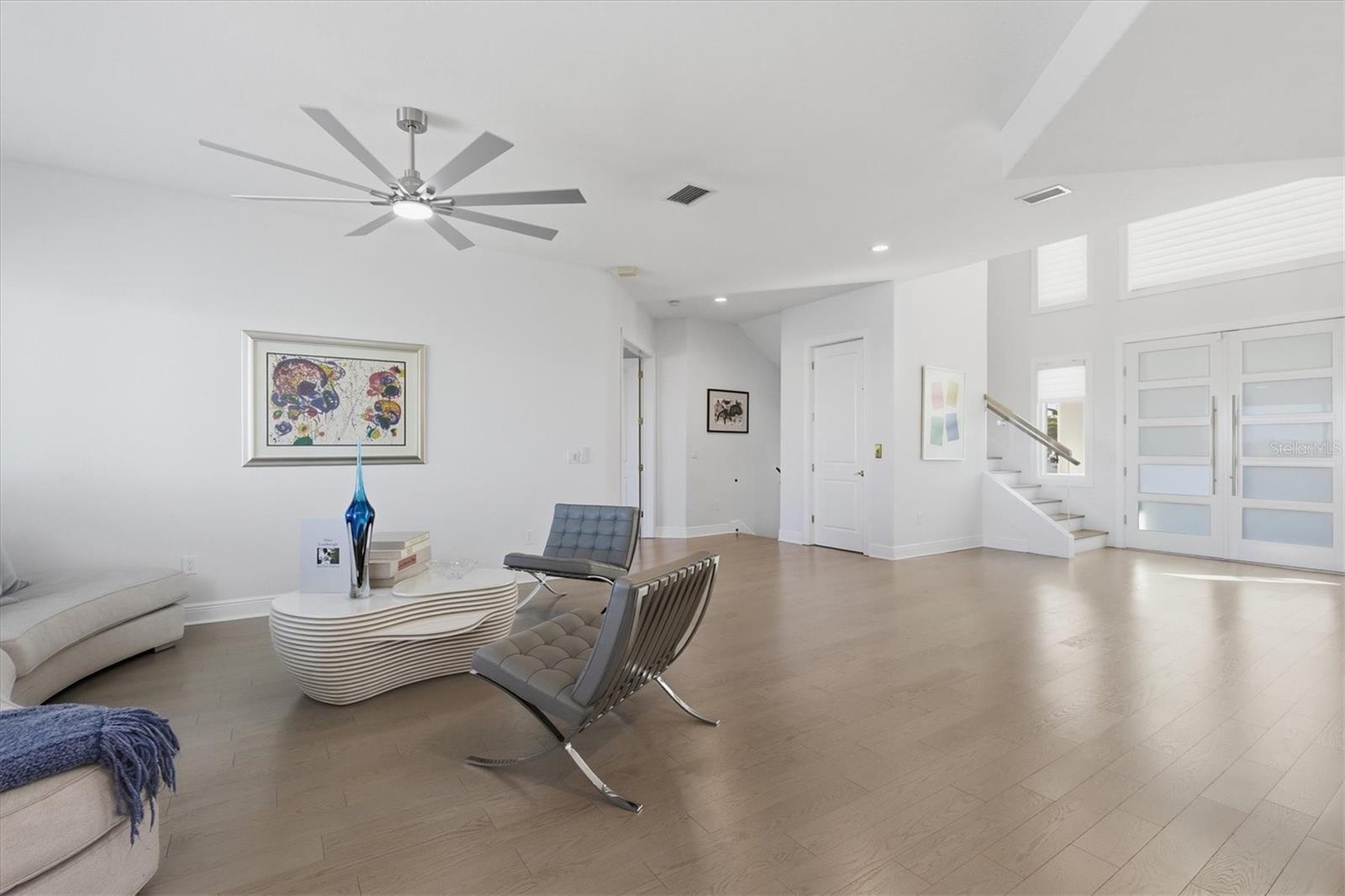 Image 14 of 99 For 402 Buttonwood Lane