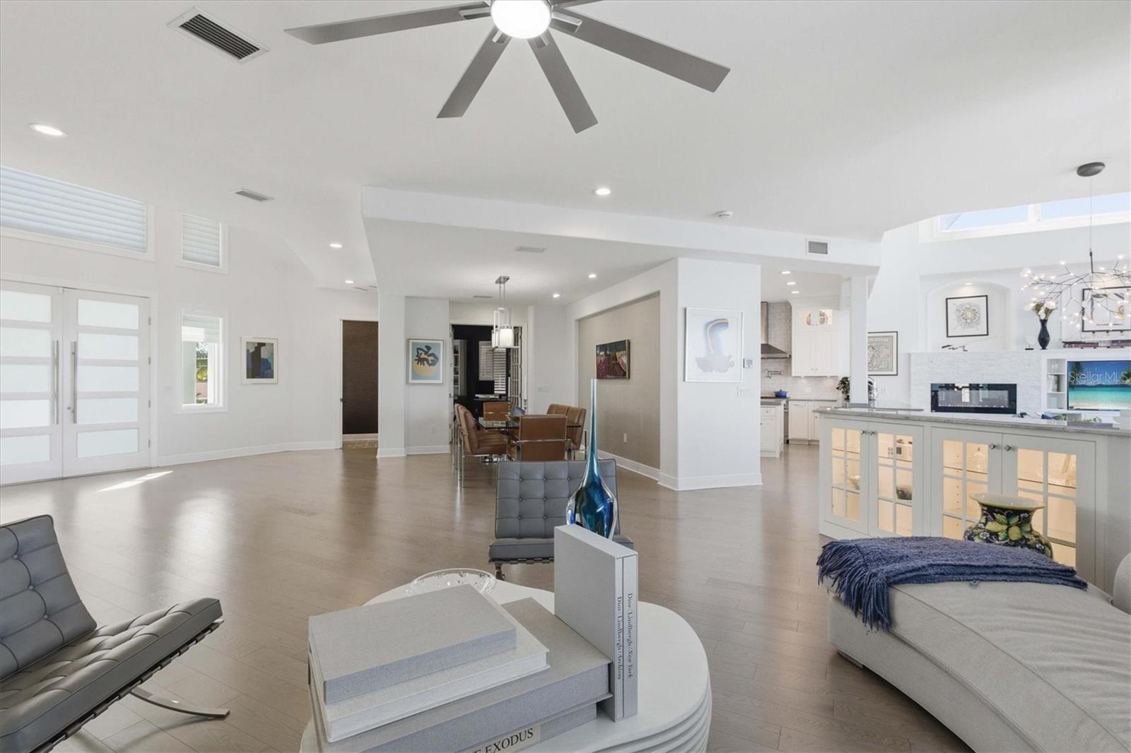 Image 15 of 99 For 402 Buttonwood Lane