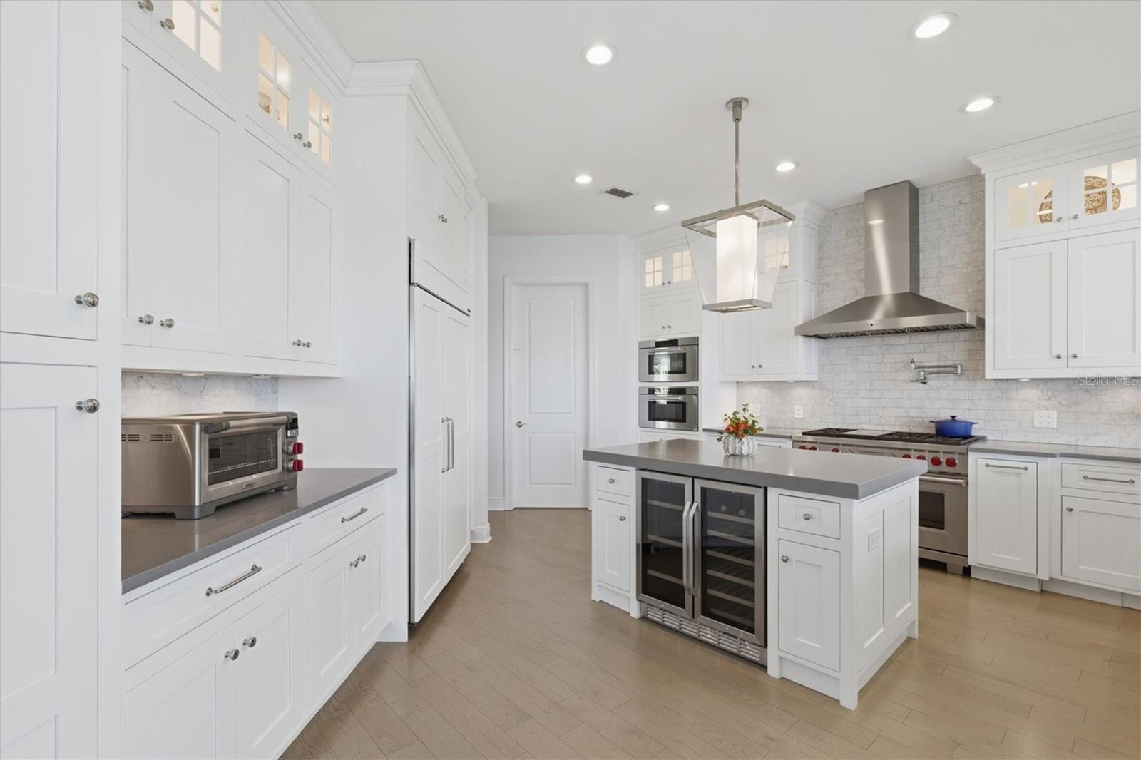 Image 32 of 99 For 402 Buttonwood Lane