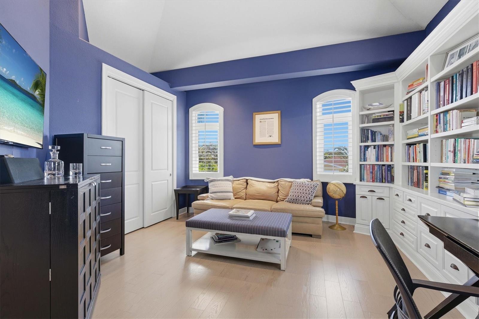 Image 43 of 99 For 402 Buttonwood Lane