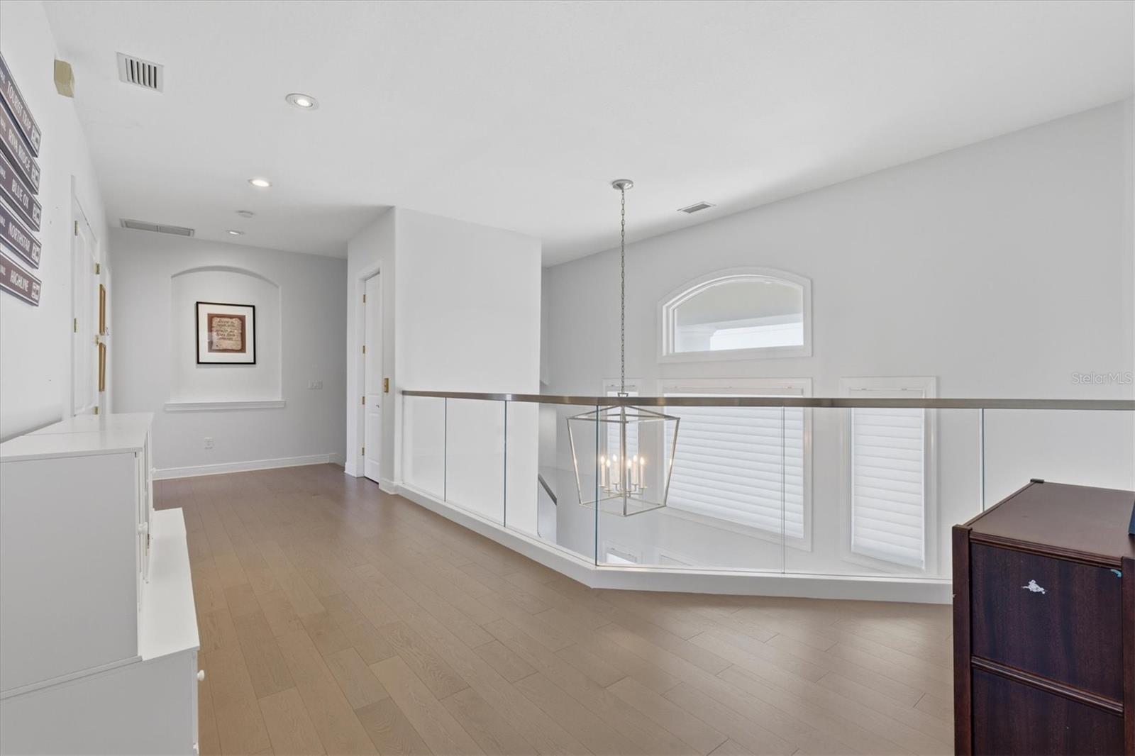 Image 53 of 99 For 402 Buttonwood Lane