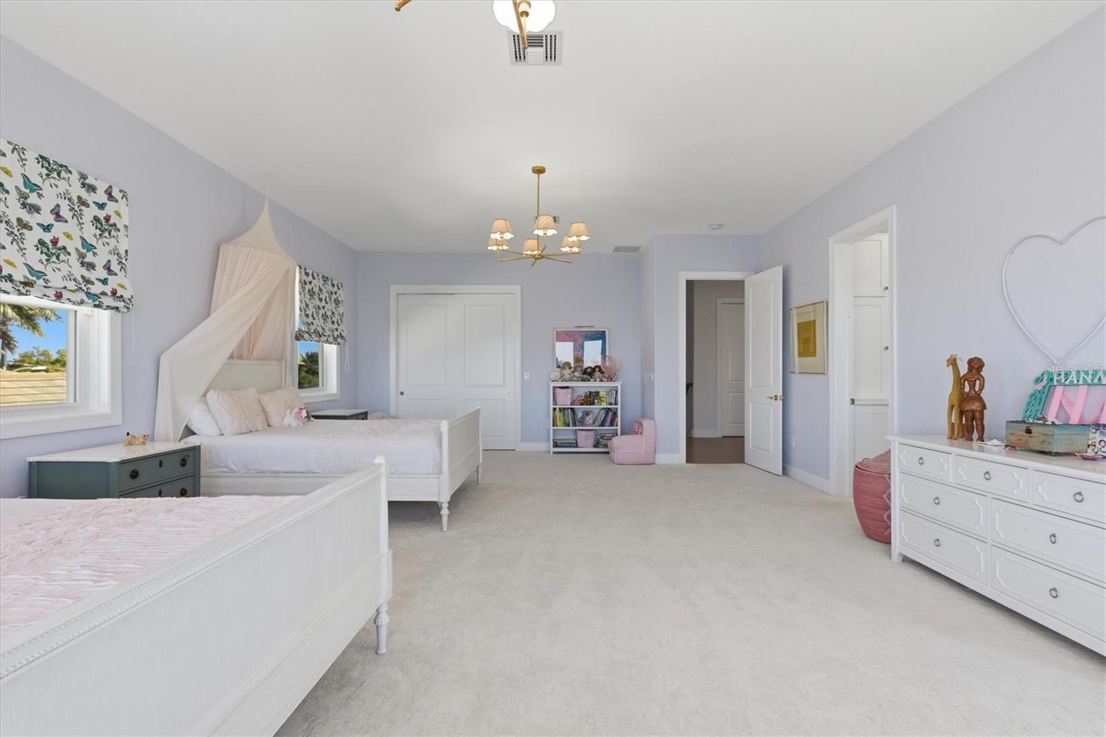 Image 56 of 99 For 402 Buttonwood Lane