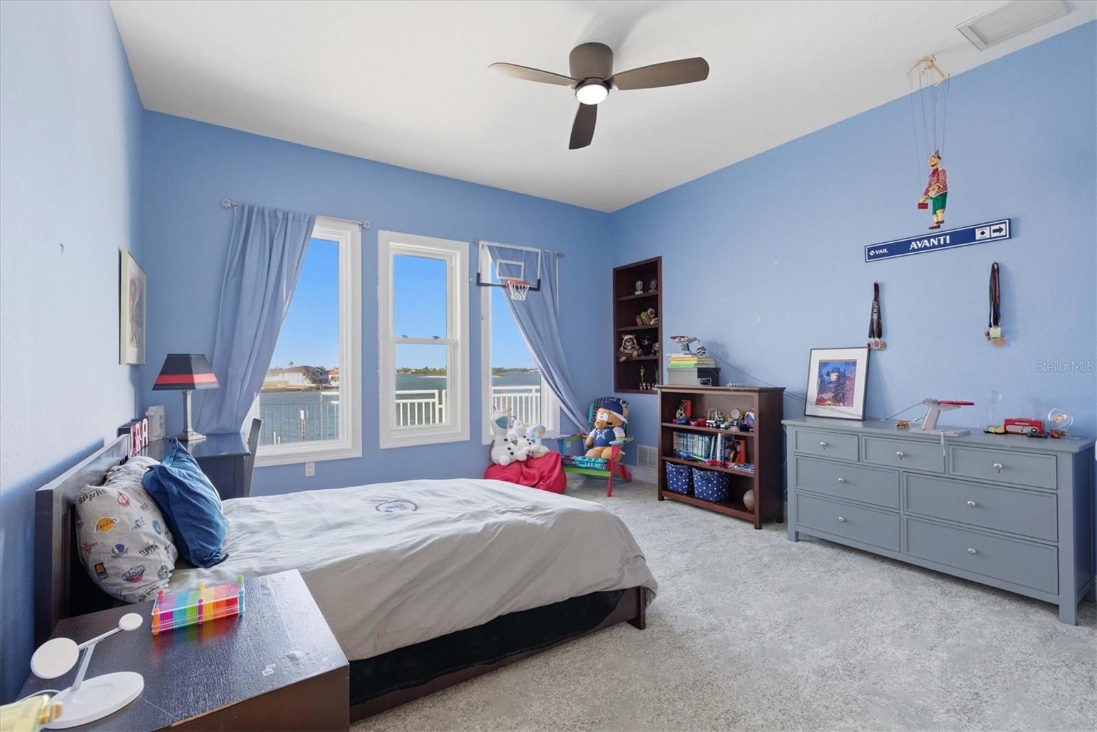 Image 64 of 99 For 402 Buttonwood Lane