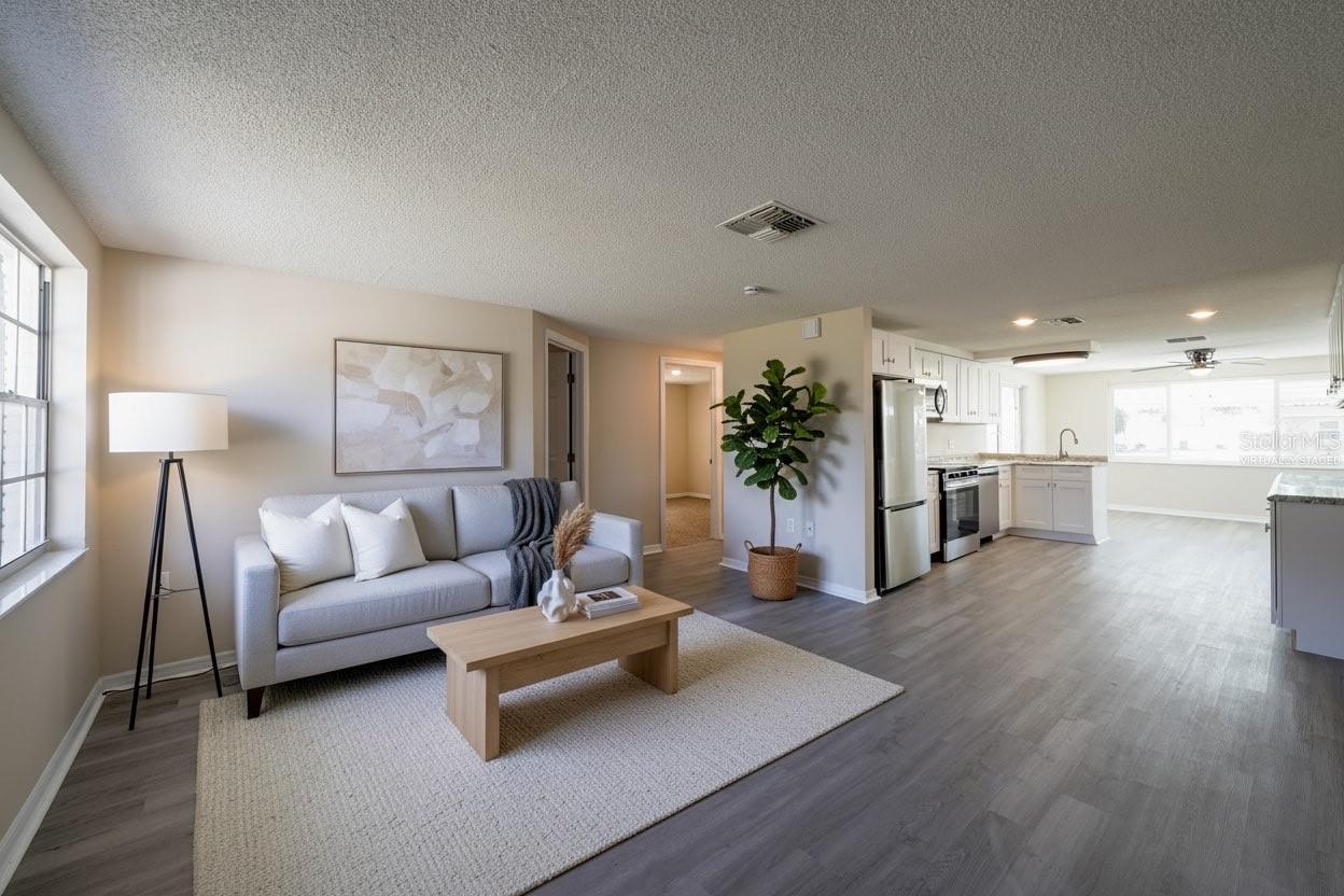 Image 4 of 28 For 13305 Sunfish Drive