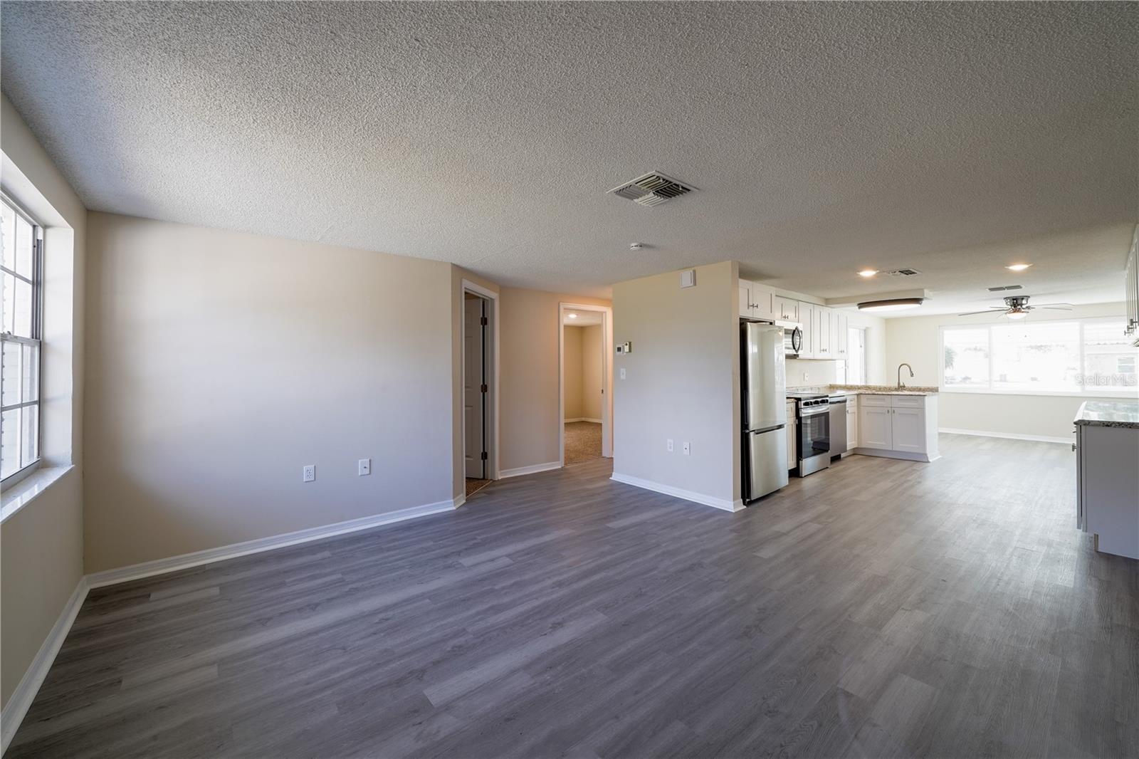 Image 5 of 28 For 13305 Sunfish Drive