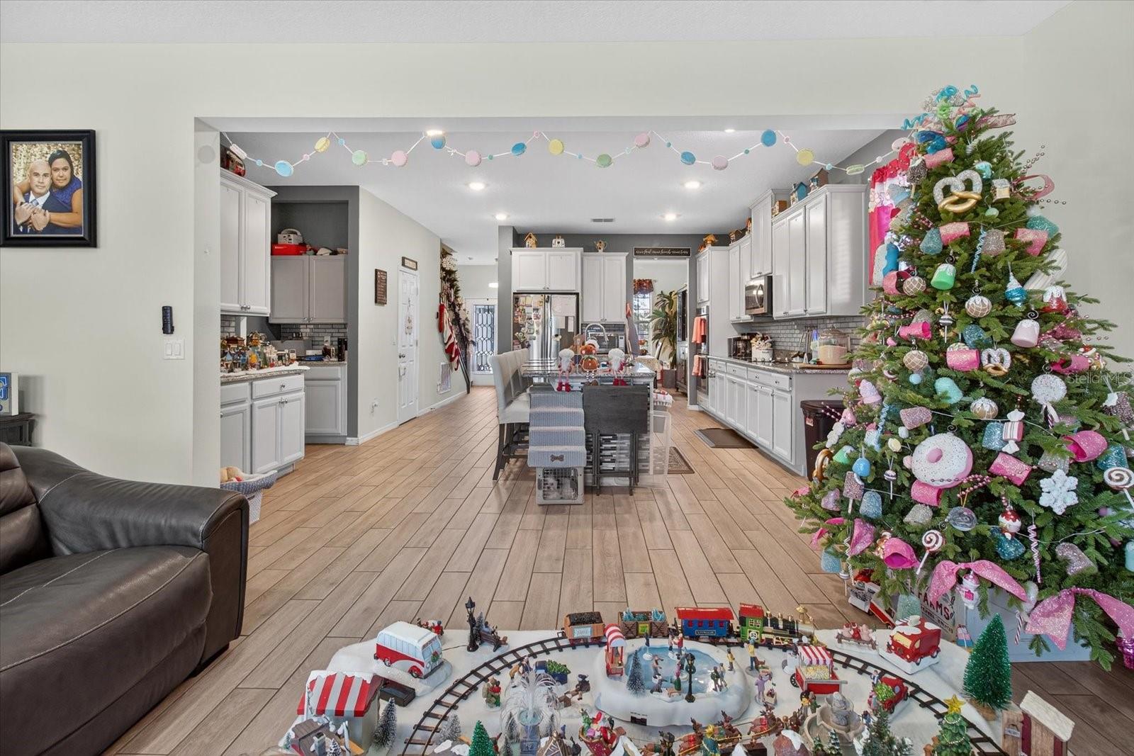 Image 19 of 66 For 12015 Stone Bark Trail