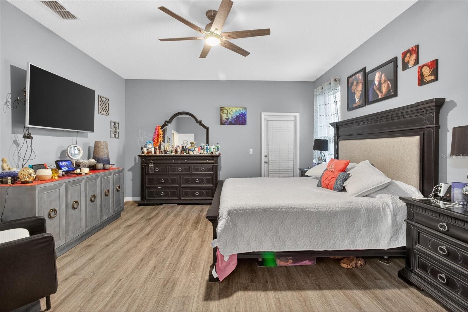 Image 23 of 66 For 12015 Stone Bark Trail