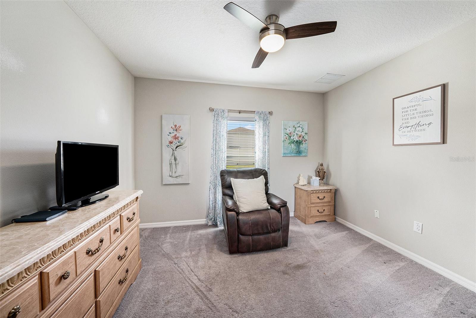 Image 13 of 27 For 17211 Beach Buttercup Place