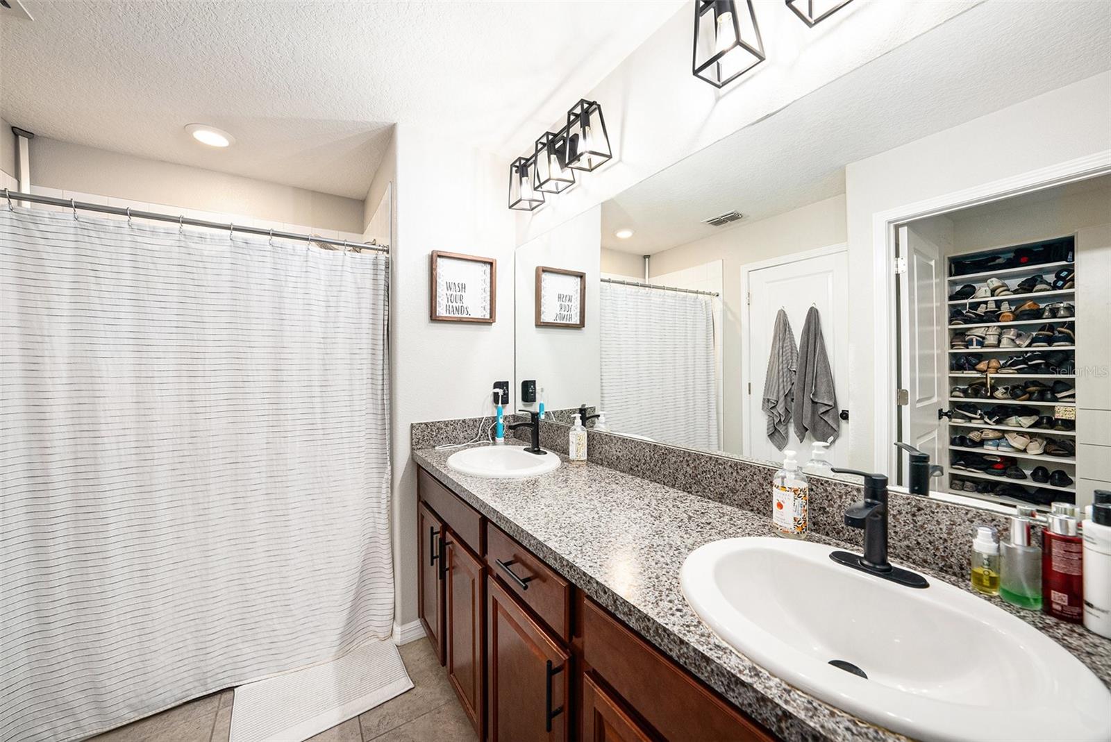 Image 15 of 27 For 17211 Beach Buttercup Place