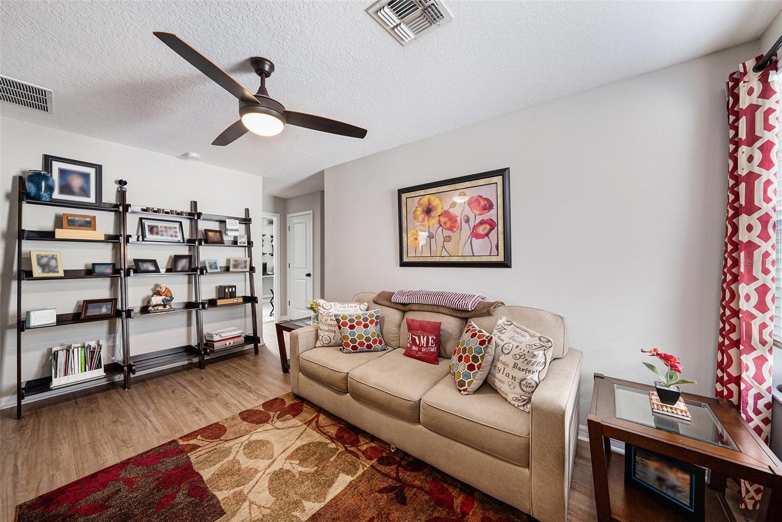 Image 16 of 27 For 17211 Beach Buttercup Place