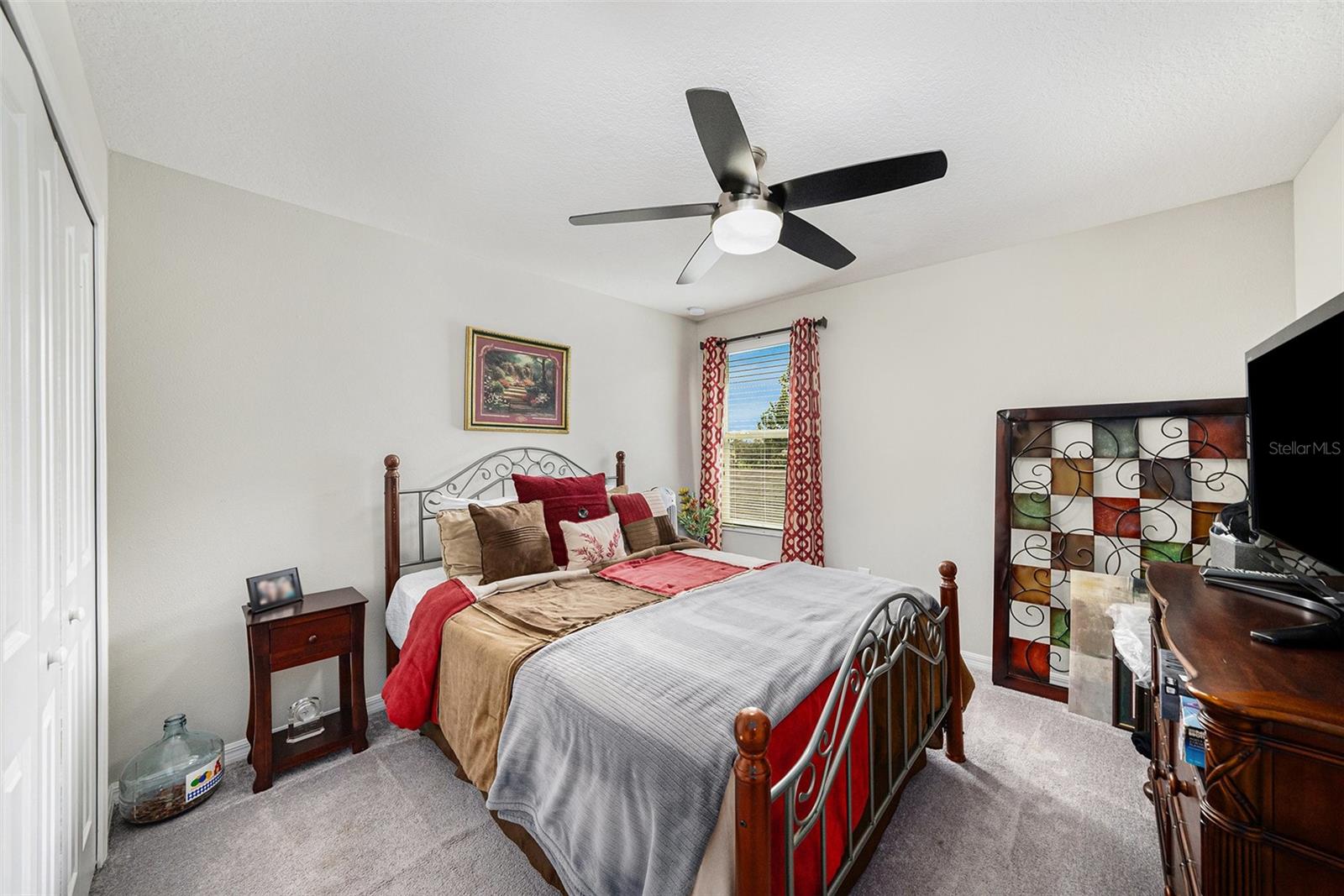 Image 22 of 27 For 17211 Beach Buttercup Place