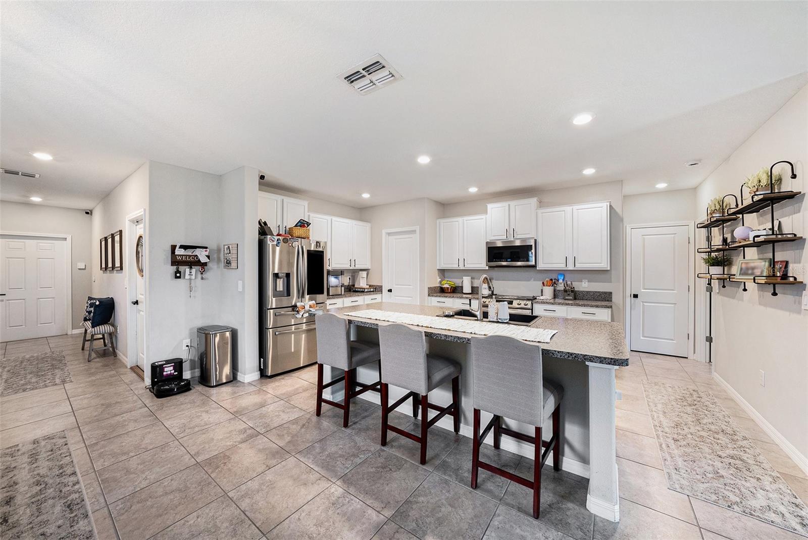 Image 8 of 27 For 17211 Beach Buttercup Place