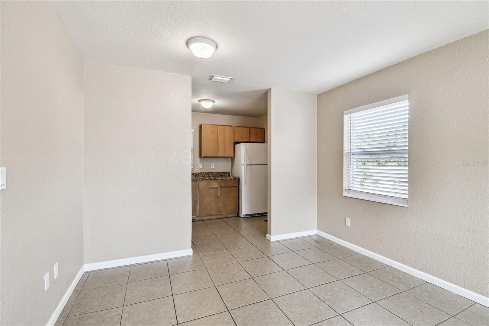 Listing photo id 13 for 3734 139th Avenue