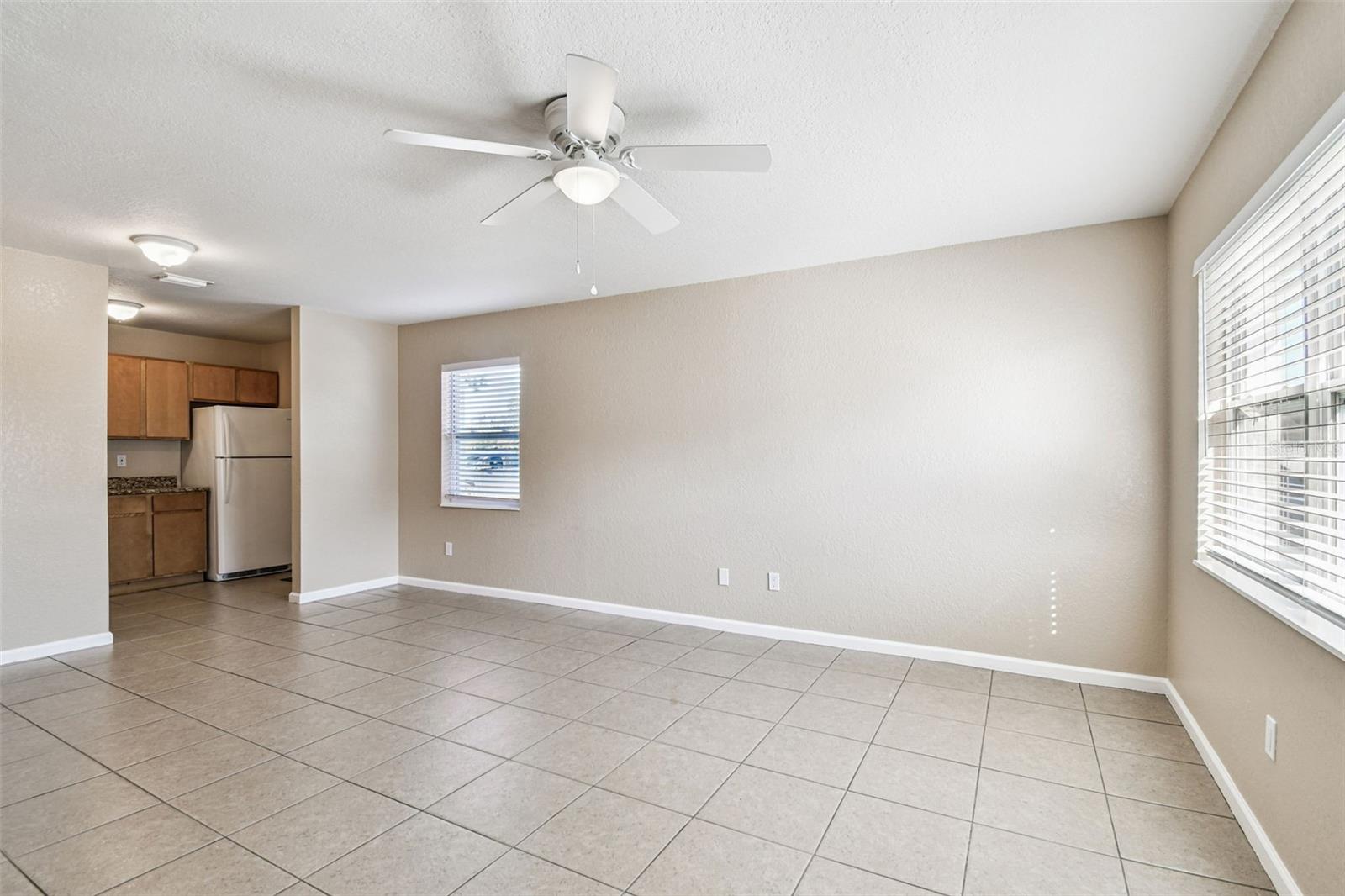 Listing photo id 16 for 3734 139th Avenue