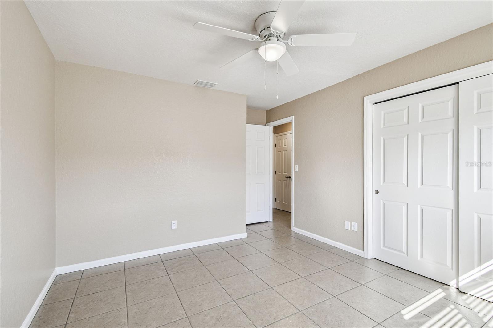 Listing photo id 20 for 3734 139th Avenue