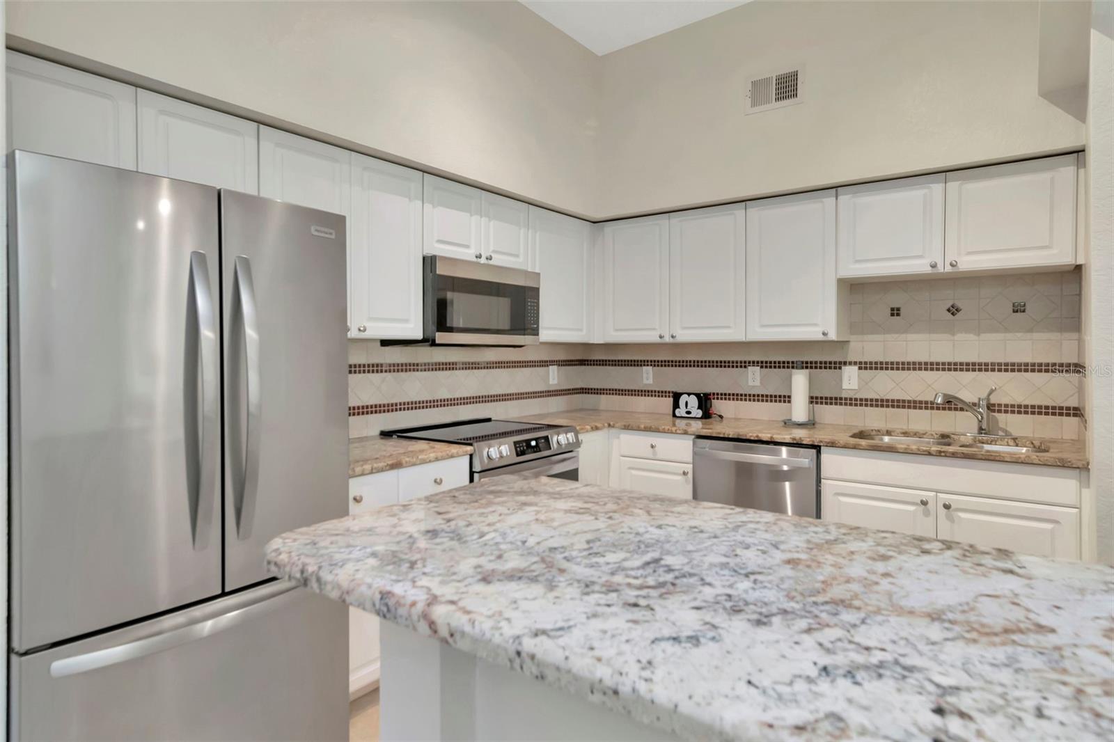 Image 6 of 40 For 504 Armenia Avenue 1311