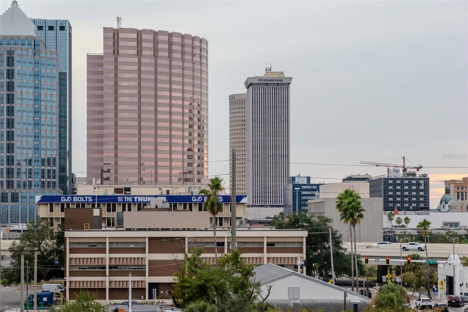 Image 31 of 58 For 1120 Kennedy Boulevard 513