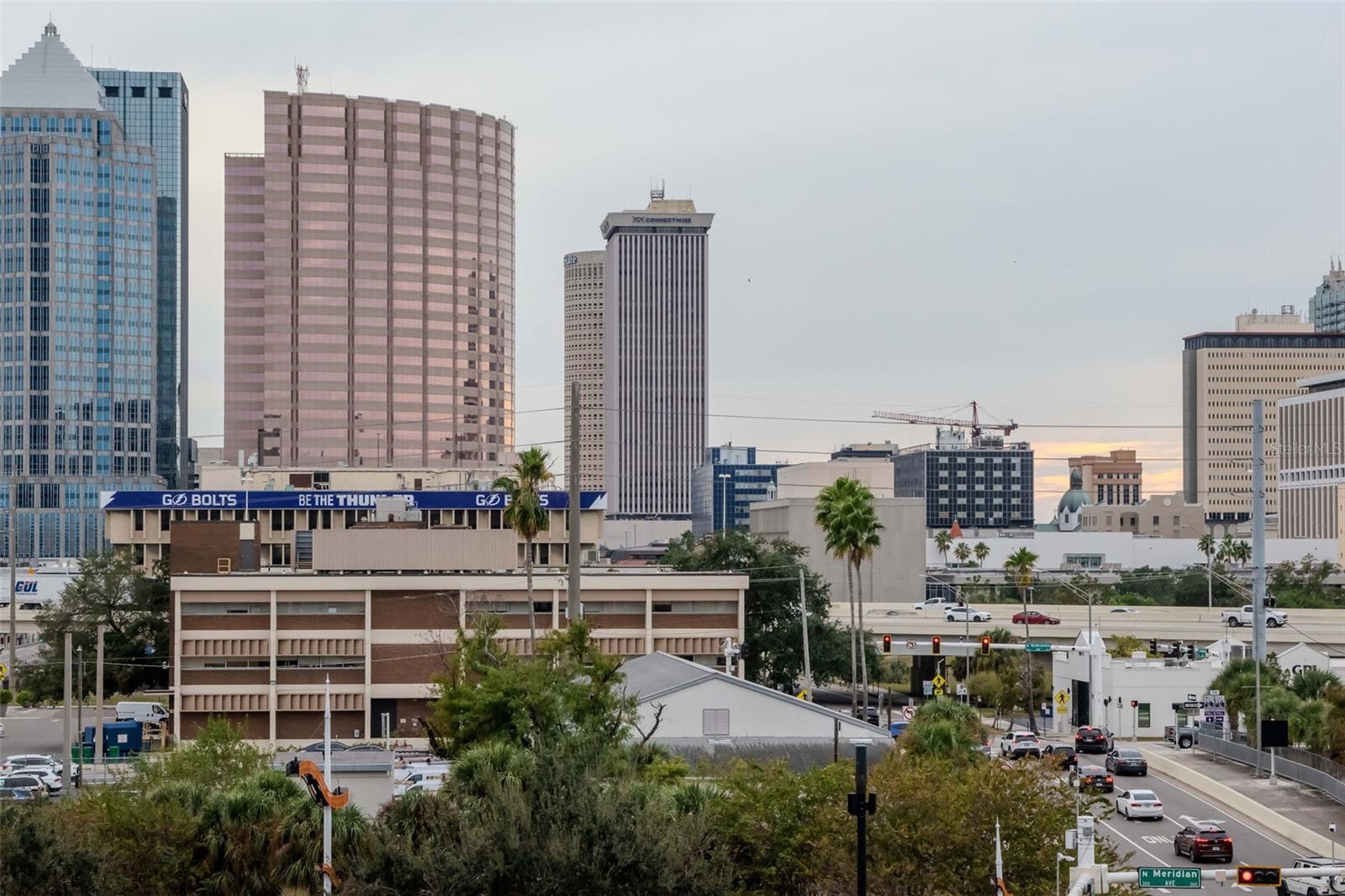 Image 32 of 58 For 1120 Kennedy Boulevard 513