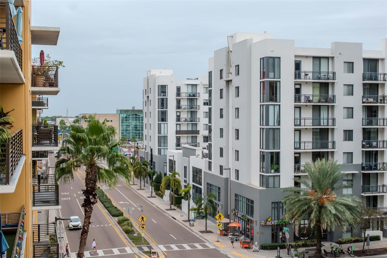 Image 39 of 58 For 1120 Kennedy Boulevard 513