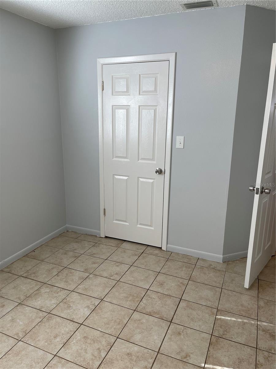 Image 10 of 13 For 2917 61st Avenue N