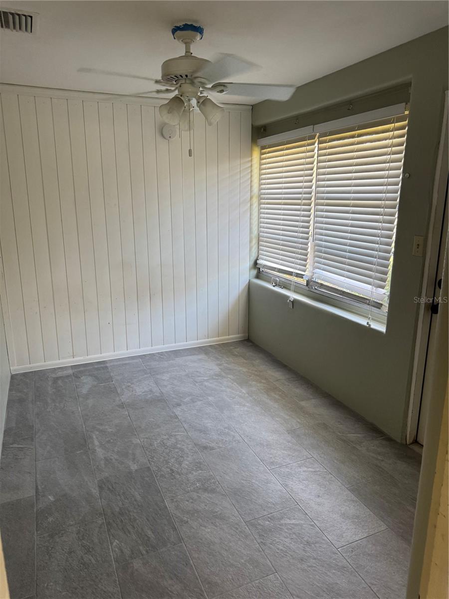 Image 3 of 19 For 2820 57th Street S