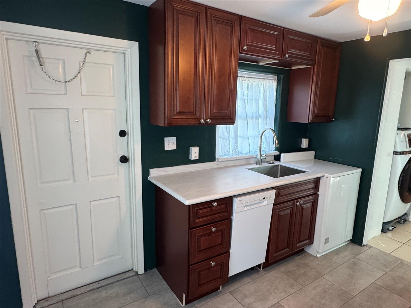 Image 8 of 19 For 2820 57th Street S