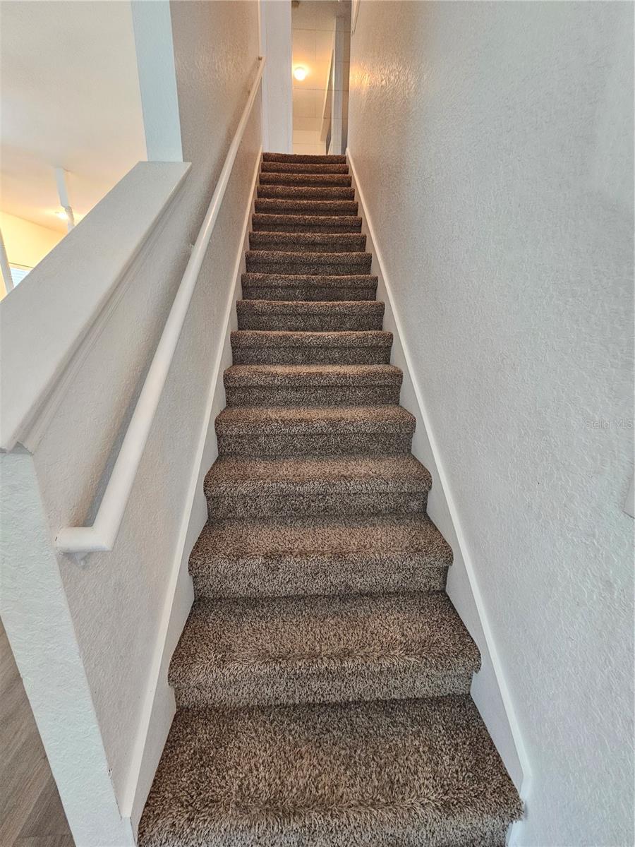 Image 17 of 48 For 16309 Fairford Palms Court