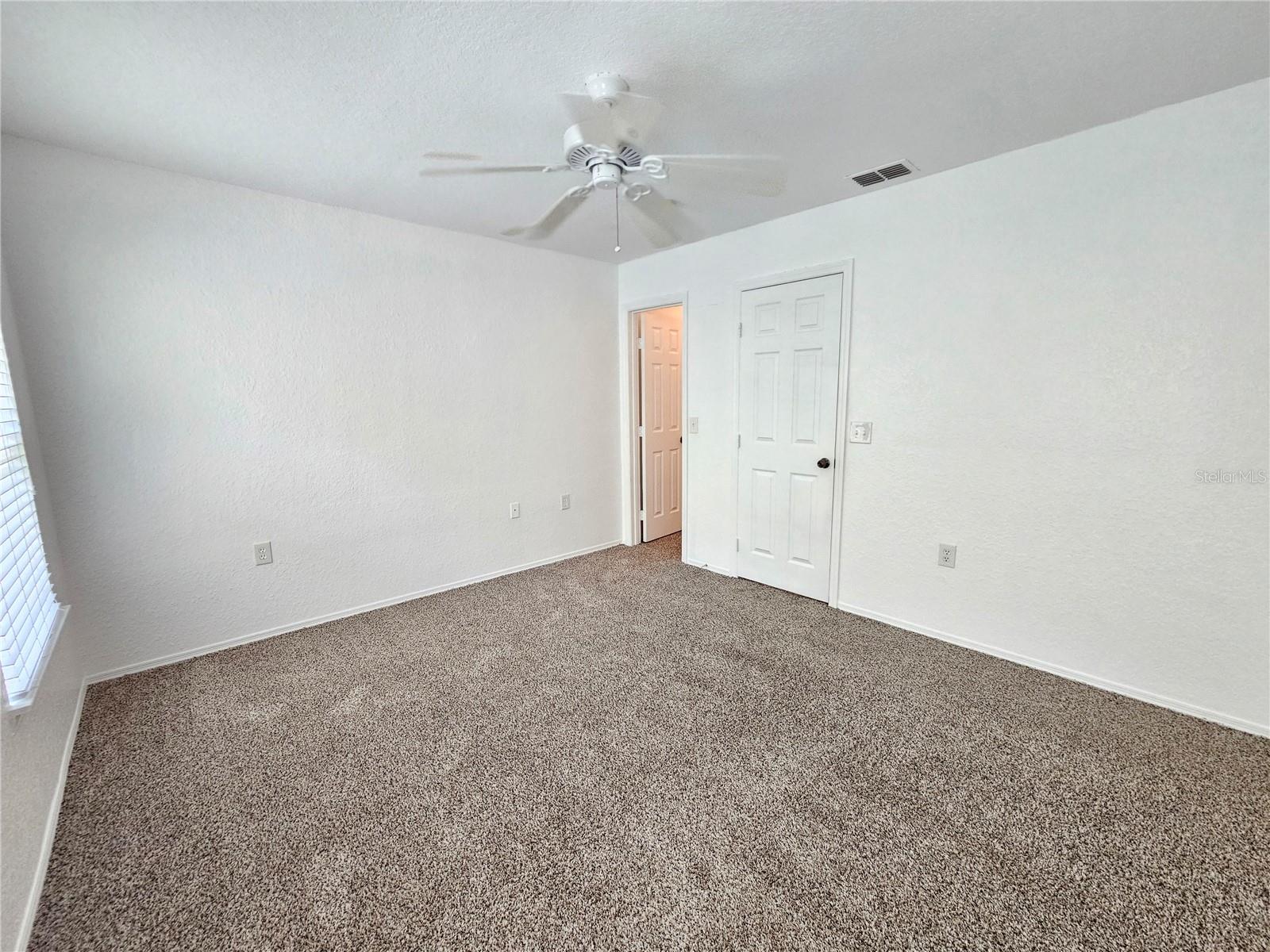 Image 29 of 48 For 16309 Fairford Palms Court