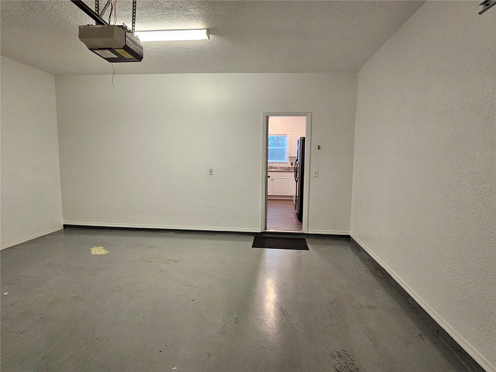 Image 42 of 48 For 16309 Fairford Palms Court