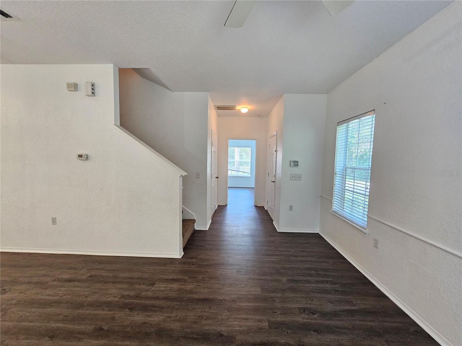 Image 9 of 48 For 16309 Fairford Palms Court